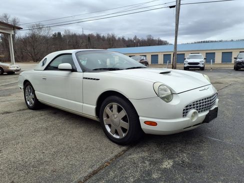 Used 2002 Ford Thunderbird Deluxe image 1