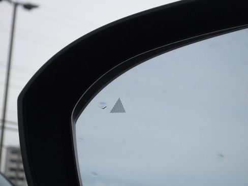 Used 2023 Nissan Rogue SV w/ SV Premium B Package image 29