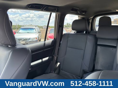 Used 2023 Lexus GX 460 Premium w/ Premium Plus Package AWD/4WD image 11