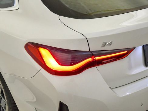 New 2026 BMW i4 xDrive40i w/ Premium Package image 11