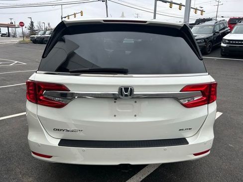 Used 2019 Honda Odyssey Elite image 4