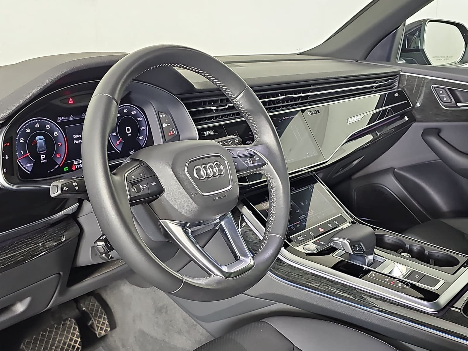 Used 2019 Audi Q8 Premium Plus AWD/4WD image 16