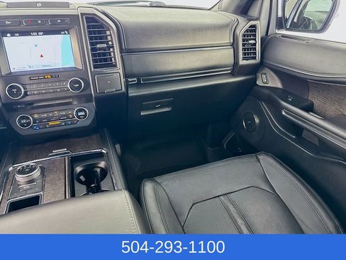 Used 2018 Ford Expedition Limited w/ Equipment Group 301A RWD image 27