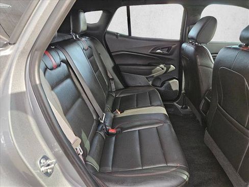 Used 2025 Chevrolet Trax RS w/ Driver Confidence Package FWD image 17