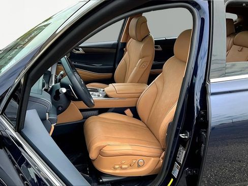 Used 2023 Genesis GV80 2.5T w/ Prestige Package image 25