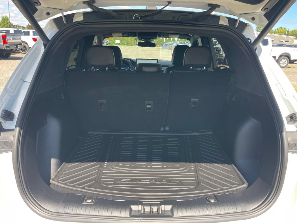 Used 2023 Ford Escape ST-Line Elite w/ Premium Technology Package AWD/4WD image 24