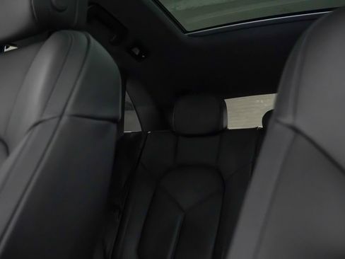 Certified 2026 Porsche Macan AWD/4WD image 33