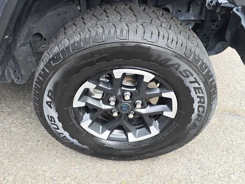 Used 2024 Jeep Wrangler Unlimited Rubicon 4xe AWD/4WD image 9