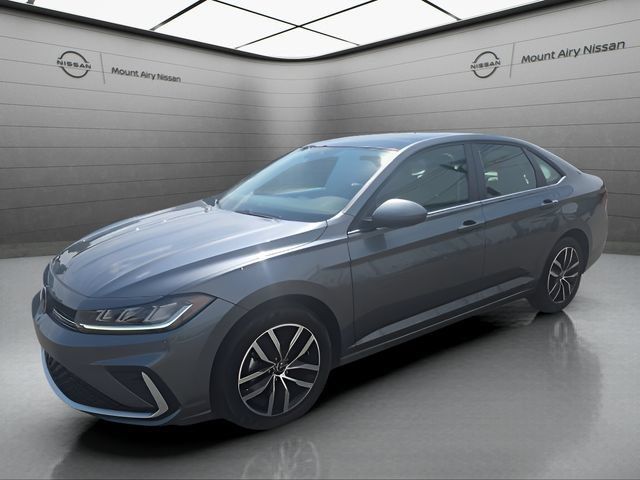 Used 2025 Volkswagen Jetta SE FWD image 8