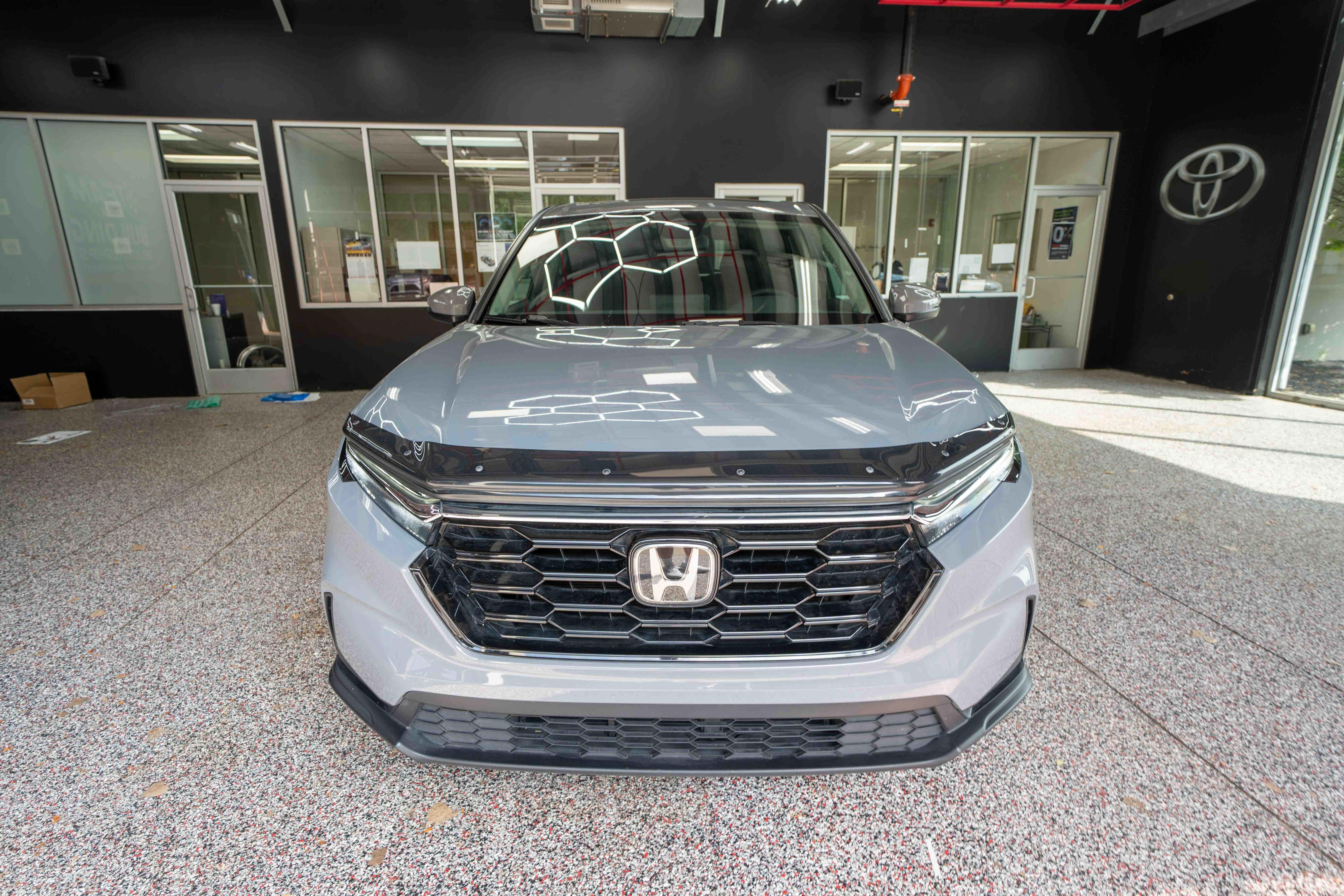 Used 2025 Honda CR-V EX image 6