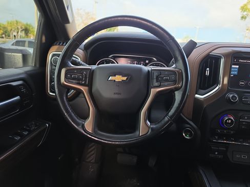 Used 2021 Chevrolet Silverado 3500 High Country AWD/4WD image 8