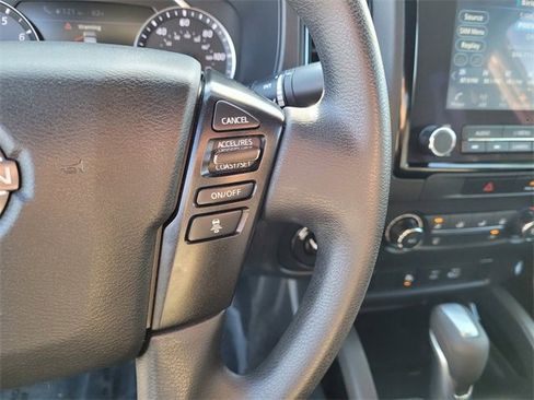 Used 2023 Nissan Frontier SV w/ Midnight Edition Package image 21