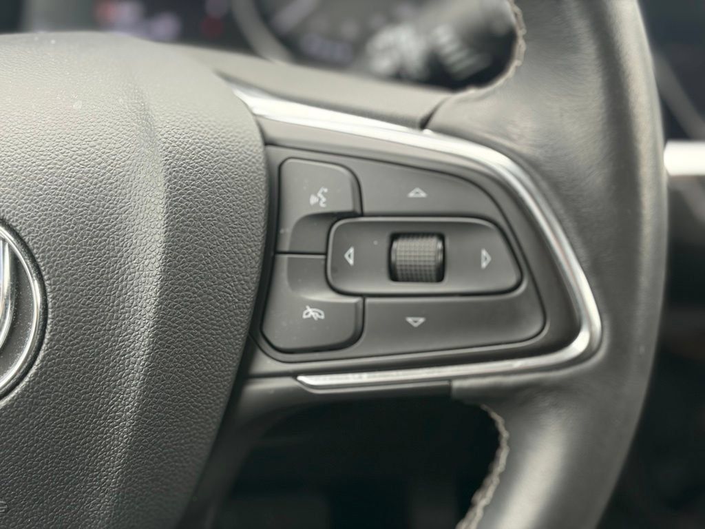 Used 2023 Buick Encore GX Select w/ Safety Package II AWD/4WD image 23