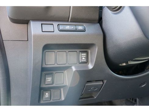 Used 2024 Nissan Frontier S w/ S Utility Package image 17