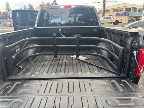 Used 2015 Ford F150 Platinum w/ Equipment Group 701A Luxury image 15