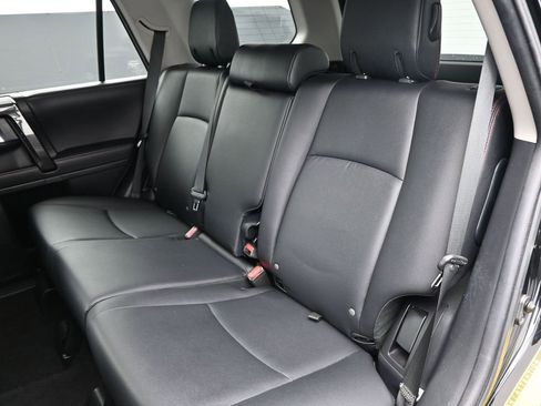 Used 2023 Toyota 4Runner TRD Off-Road Premium image 14