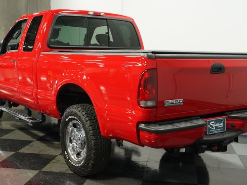 Used 2006 Ford F250 Super Duty Powerstroke 6.0L 4x image 7