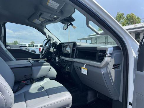 New 2025 Ford F450 XL w/ XL Chrome Package image 12