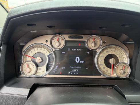 Used 2015 RAM 1500 Laramie Longhorn w/ Convenience Group AWD/4WD image 18