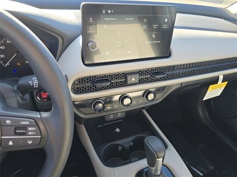 New 2026 Honda HR-V LX image 29