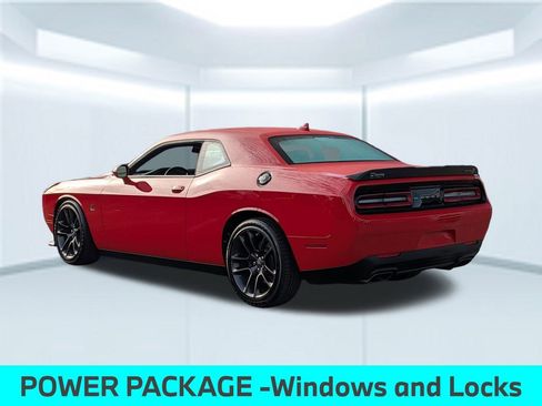 Used 2022 Dodge Challenger R/T Scat Pack w/ Driver Convenience Group image 4