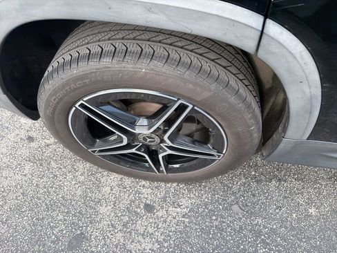 Used 2021 Mercedes-Benz GLB 250 image 8