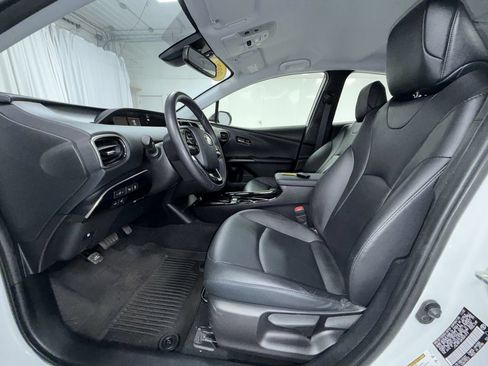Certified 2022 Toyota Prius XLE w/ Advanced Technology Package AWD/4WD image 13