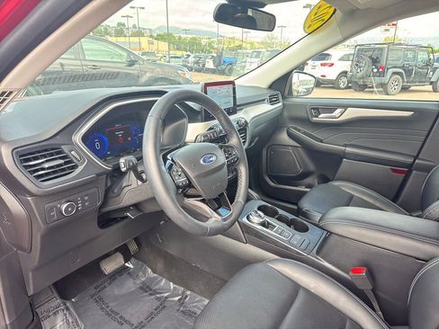 Used 2022 Ford Escape SEL w/ Technology Package AWD/4WD image 23