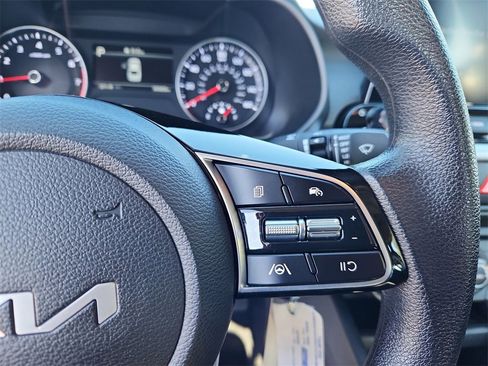 Used 2023 Kia Forte LXS image 20