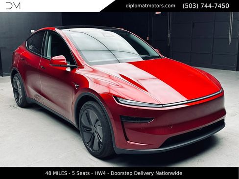 Used 2026 Tesla Model Y AWD image 11