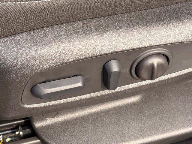 New 2026 Chevrolet Blazer LT w/ Convenience Package FWD image 10