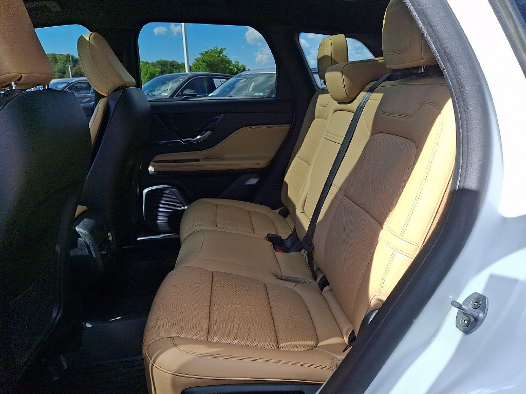 Certified 2022 Lincoln Corsair Reserve w/ Elements Package AWD/4WD image 10