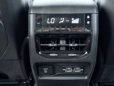 Used 2023 Jeep Grand Cherokee L Laredo AWD/4WD image 29