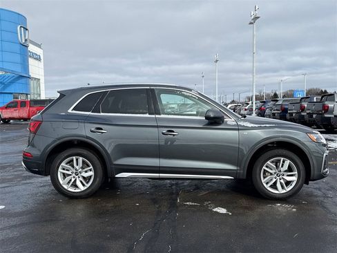 Used 2023 Audi Q5 2.0T Premium image 12