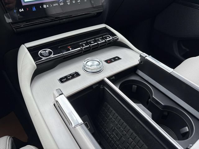 New 2026 Lincoln Navigator L Reserve w/ Jet Appearance Package AWD/4WD image 28