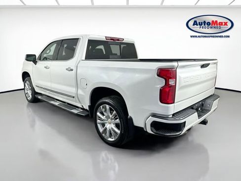 Used 2024 Chevrolet Silverado 1500 High Country w/ High Country Premium Package AWD/4WD image 6