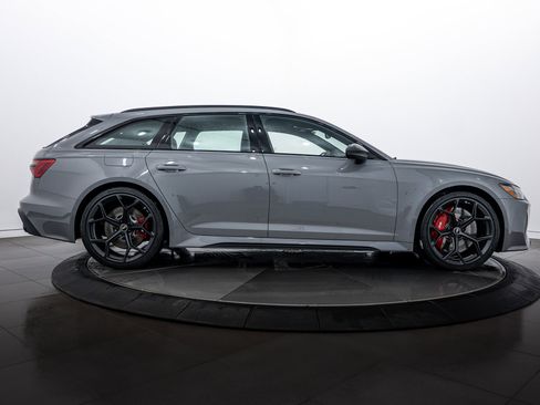 New 2026 Audi RS 6 performance image 3