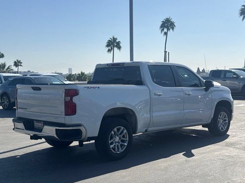 Used 2023 Chevrolet Silverado 1500 LT AWD/4WD image 5