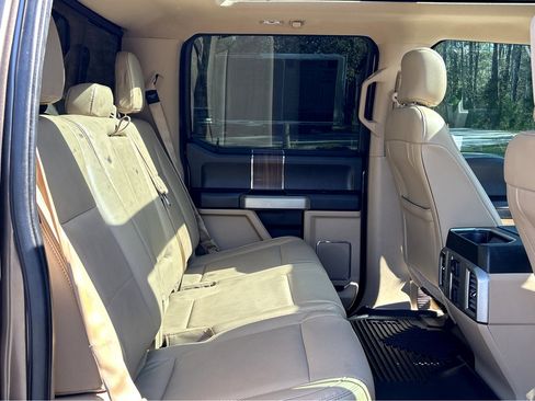 Used 2016 Ford F150 Lariat w/ Equipment Group 502A Luxury image 14