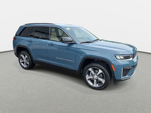 New 2026 Jeep Grand Cherokee Limited image 3