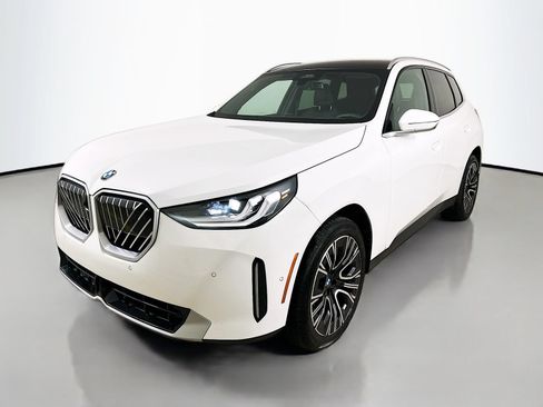 Used 2025 BMW X3 xDrive30i w/ Premium Package AWD/4WD image 1