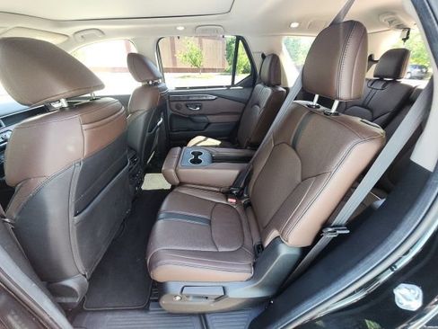 Used 2024 Honda Pilot Elite image 32