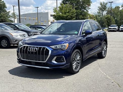 Used 2022 Audi Q3 2.0T Premium w/ Convenience Package AWD/4WD image 5