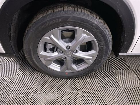 New 2025 Honda HR-V LX image 32