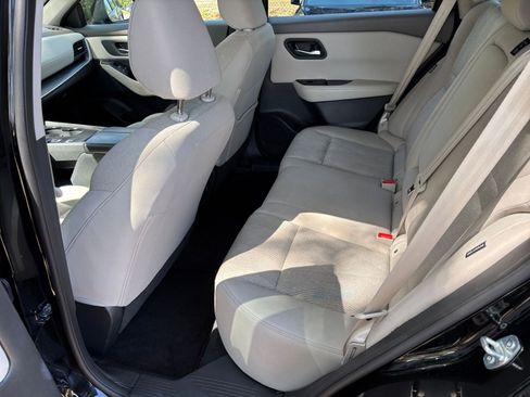 Used 2025 Nissan Rogue SV FWD image 28