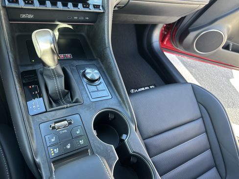 Used 2026 Lexus IS 350 F Sport w/ Technology Package RWD image 19