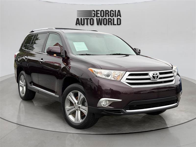 Used 2011 Toyota Highlander Limited w/ Tow Pkg FWD image 9