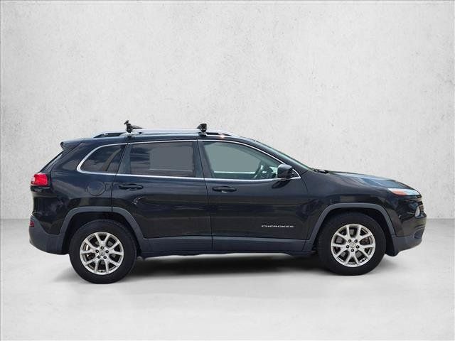 Used 2023 Jeep Compass Limited AWD/4WD image 4