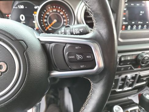 Used 2018 Jeep Wrangler Unlimited Sahara w/ Dual Top Group AWD/4WD image 56