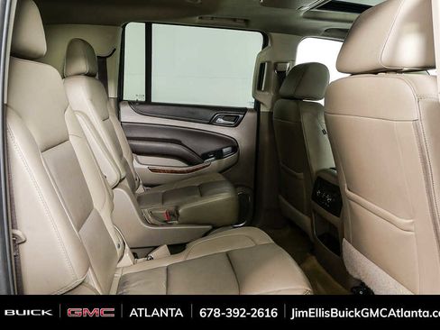 Used 2017 Chevrolet Suburban Premier image 23